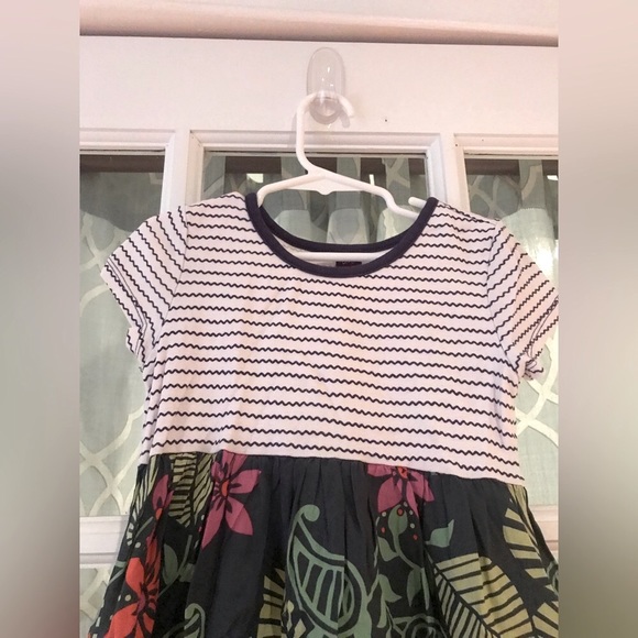 Tea collection size 6 100% cotton dress with rainforest floral and stripes EUC - Picture 2 of 6